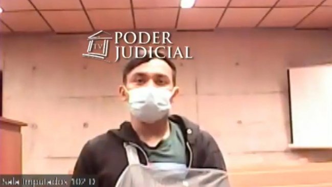 Carabineros inició proceso de expulsión de uniformado acusado de empujar a joven del puente Pío Nono