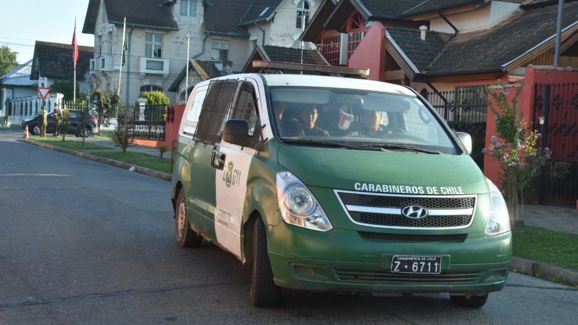 Instructor de karate de Nueva Imperial es acusado de propinar golpiza a adulto mayor