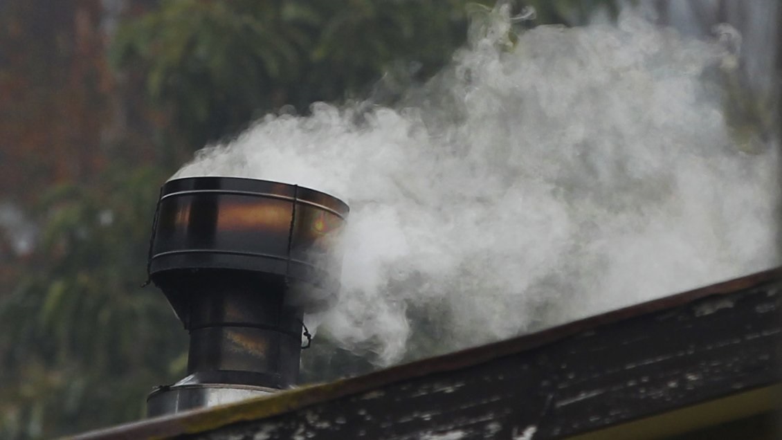 Duras críticas tras aumento de contaminación ambiental en Talca y Maule