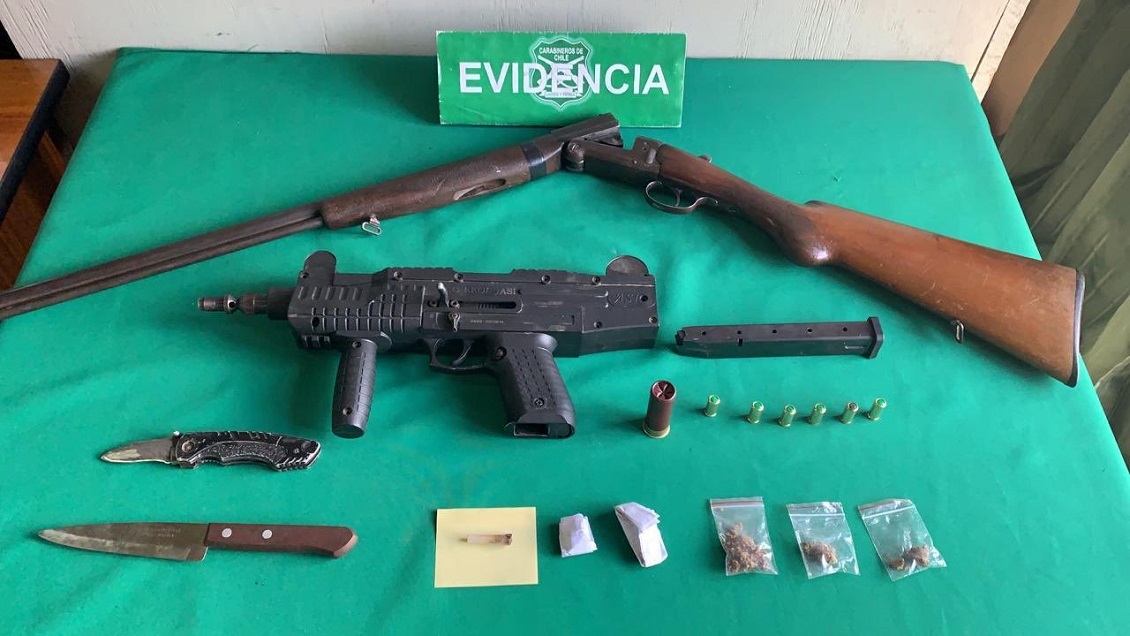 Arauco: Gobierno querelló a delincuentes que portaban subametralladora UZI de juguete