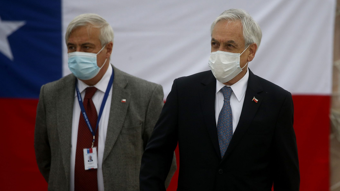 Piñera blinda a Mañalich tras acusaciones de ex epidemióloga del Minsal