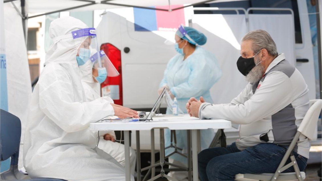 Viña del Mar implementó puestos de exámenes PCR en las playas y todo su borde costero