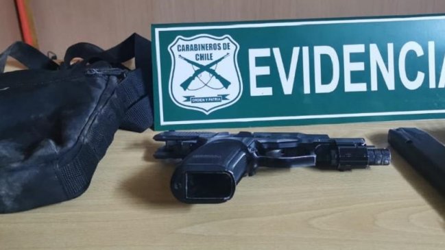 Sujeto intentó evadir fiscalización en Antofagasta: Portaba un arma