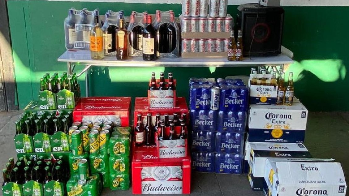 Denuncia de vecinos dejó al descubierto clandestino de alcoholes en Calama