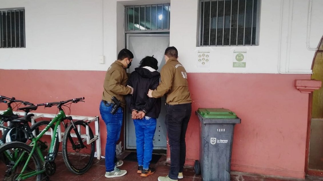 Pareja se entregó a Carabineros y confesó crimen de una mujer en La Serena