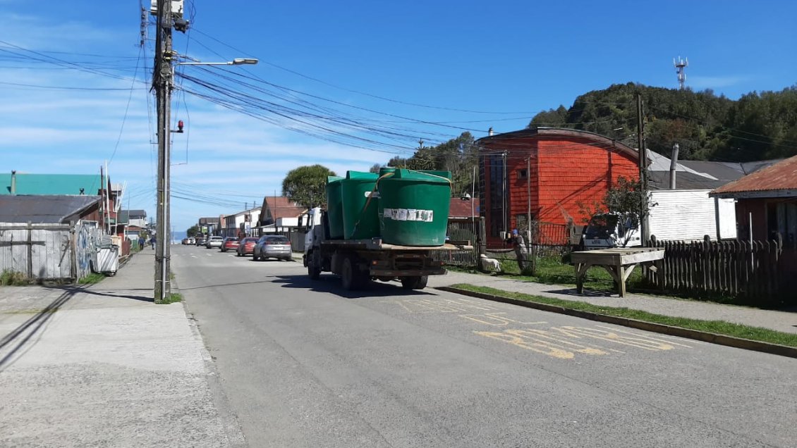 Por presencia de algas, suspenden el consumo de agua potable en Queilén