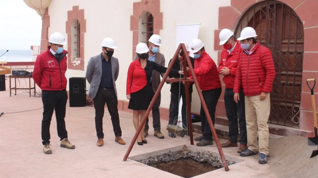 Comenzaron las obras de reposición del Faro Monumental de La Serena