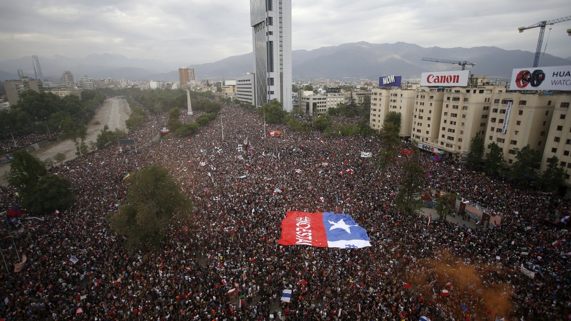 Squella a un año del 18-O: A pesar de la violencia, se impusieron las demandas sociales