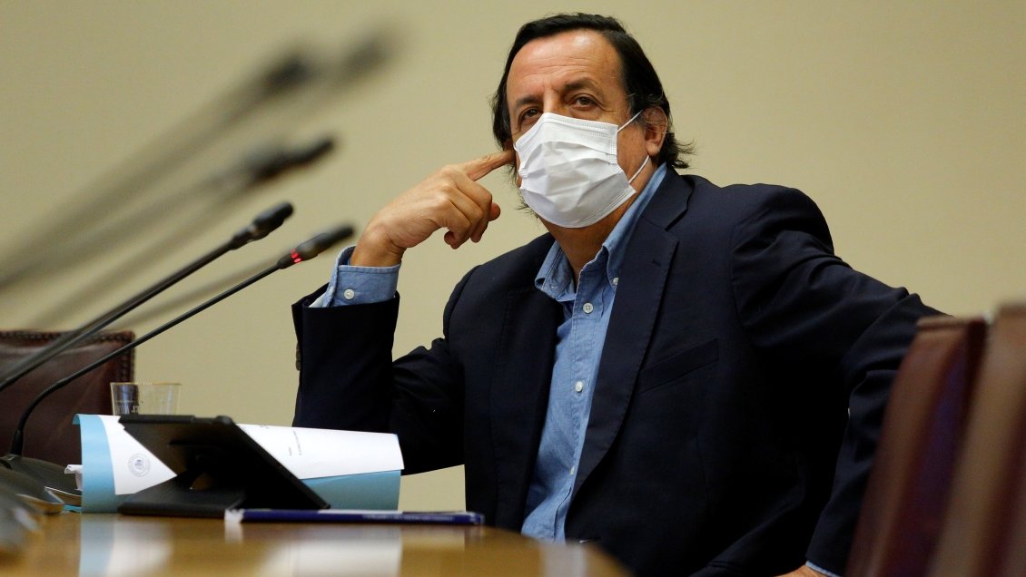 Diputados comenzaron a revisar la acusación constitucional contra el ministro Víctor Pérez