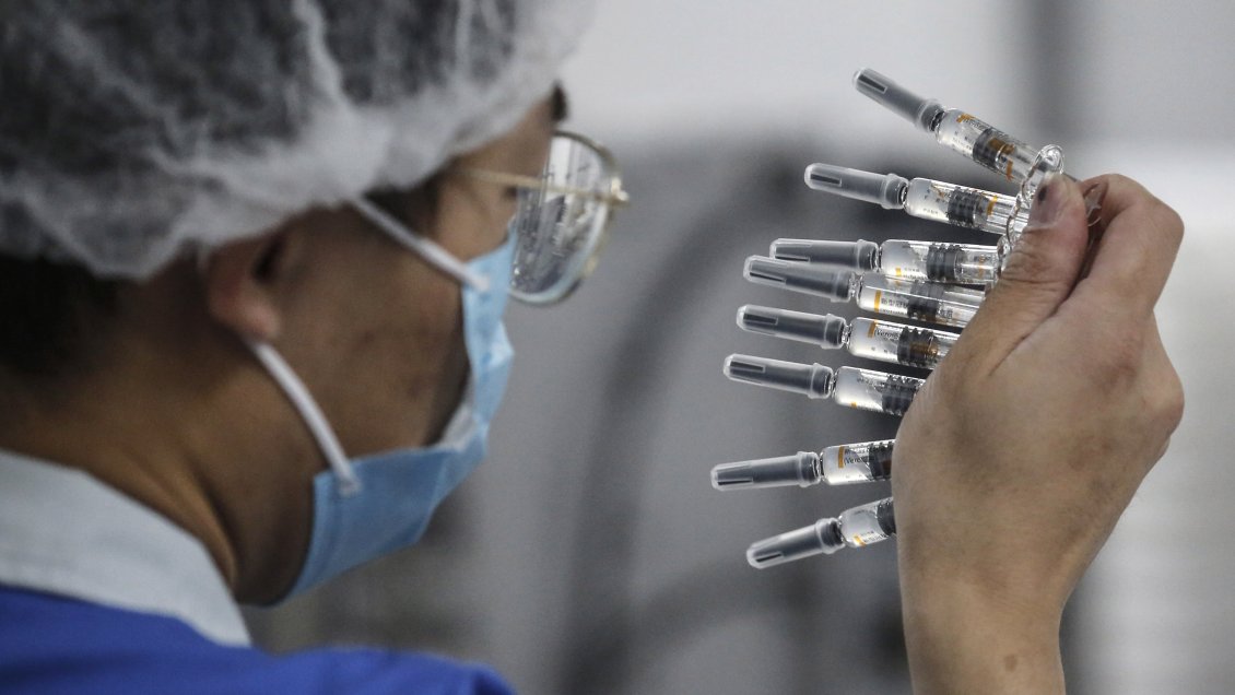 China probó vacuna contra el Covid en 60 mil personas: Dice que no hubo efectos adversos