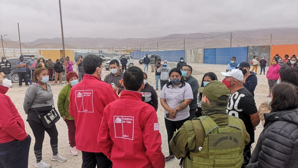 Con una mesa de trabajo buscan solución a tomas instaladas en La Pampa de Alto Hospicio