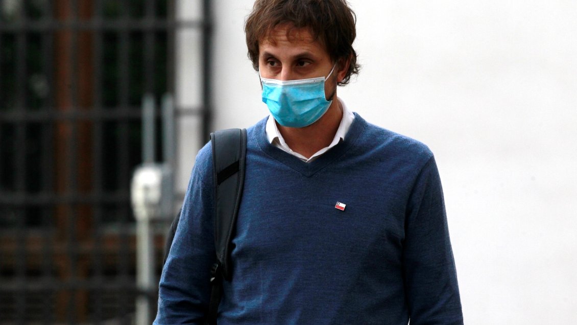 Rafael Araos renunció como jefe de Epidemiología del Minsal