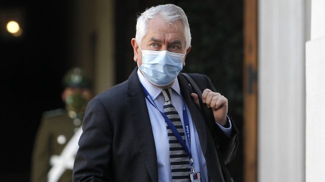 Mails del Minsal: El plazo pedido por Paris es 