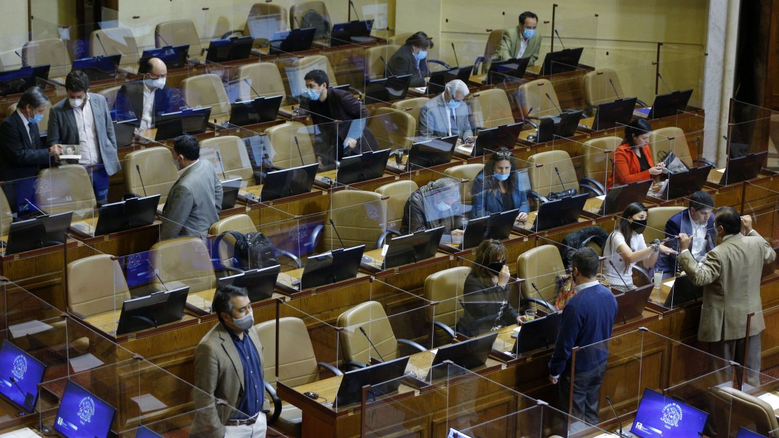 Tras bochorno, oposición buscará acuerdo interno para intentar recuperar la mesa de la Cámara