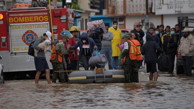 Al menos 21 muertos y 80.000 damnificados en México por paso del ciclón Eta