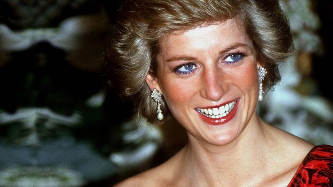 BBC investiga irregularidades en la entrevista con Diana de Gales en 1995