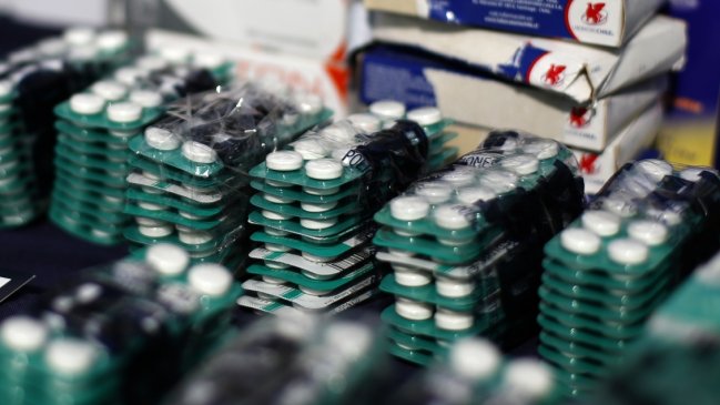 Colusión de las farmacias: Cadenas entregarán 22 mil pesos a cada cliente afectado