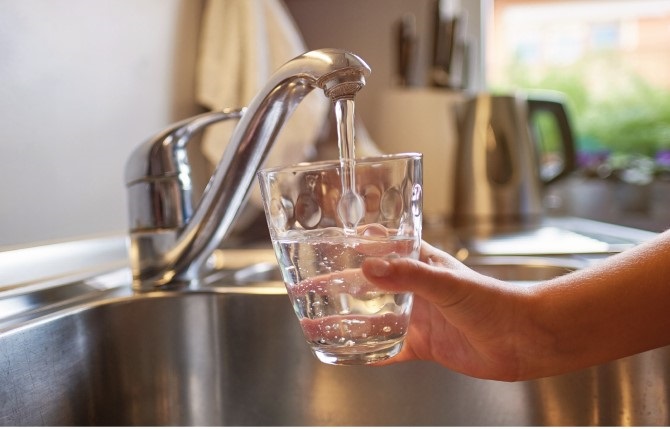 Anuncian rebaja en las tarifas de agua potable en la Región de Magallanes