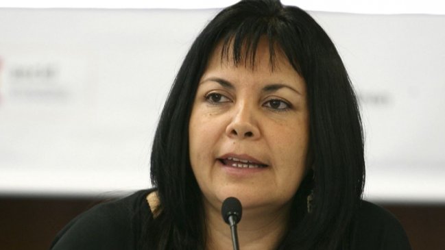 Congreso del Perú impidió la elección de la primera mujer presidenta en plena crisis