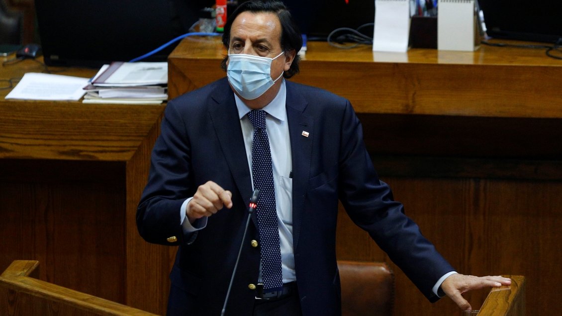 Senadores de oposición dejan sin piso acusación contra ex ministro Pérez