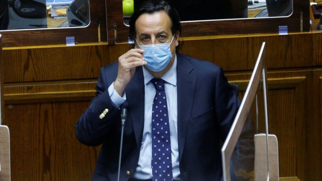 Ex ministro Pérez se defendió ante acusación constitucional: Soy inocente