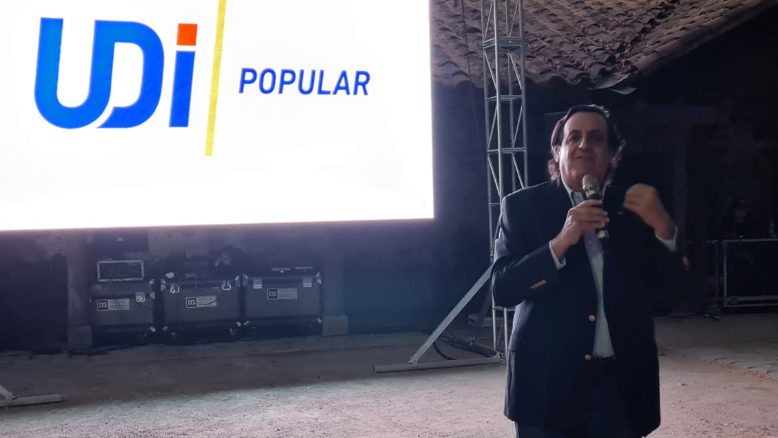 La UDI realizó comida de desagravio a ex ministro Pérez