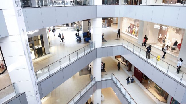 Arriendos en pandemia: Conflicto entre gremio del retail y malls escala a la Corte Suprema