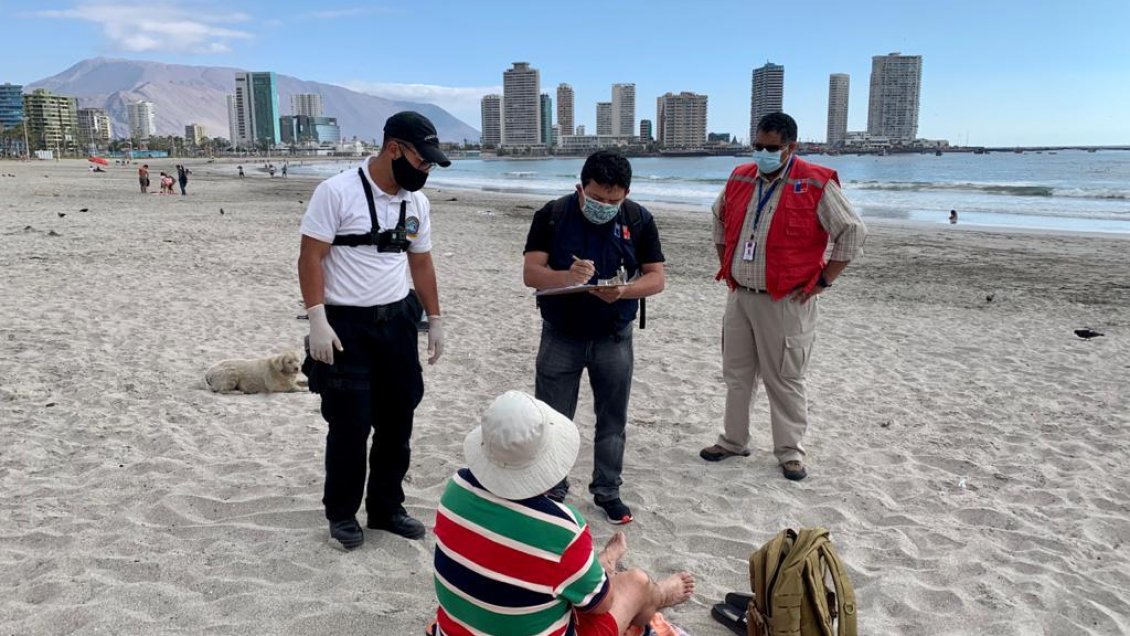 Armada y autoridad sanitaria intensifican fiscalización en las playas de Iquique