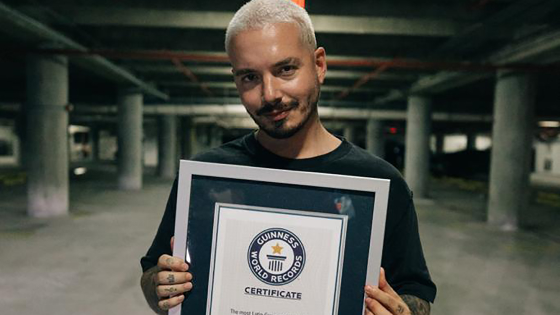 J Balvin quiebra récord Guinness de Calle 13 en los Grammy Latinos