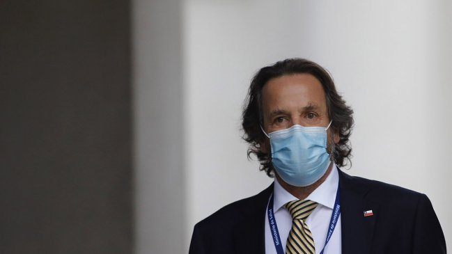 Colegio Médico fustigó dichos de subsecretario tras muerte de doctora