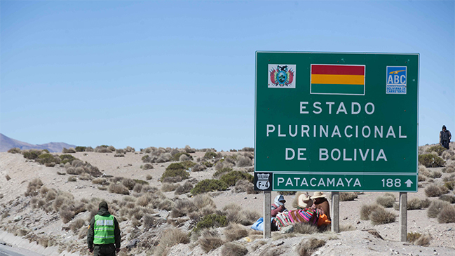 Video Carabineros Menor Fue Baleado En Bolivia Cruzando La Frontera En Auto De Contrabando Cooperativa Cl