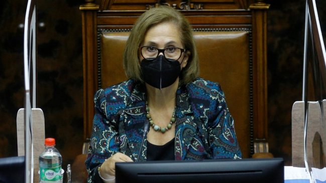 Presidenta del Senado: Gobierno quiere reducir las facultades del Parlamento
