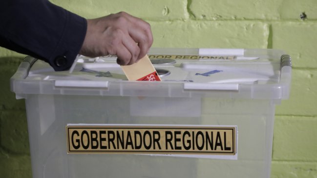 Pérez, Carvajal y Fistonic se imponen en primarias para gobernador regional de Tarapacá