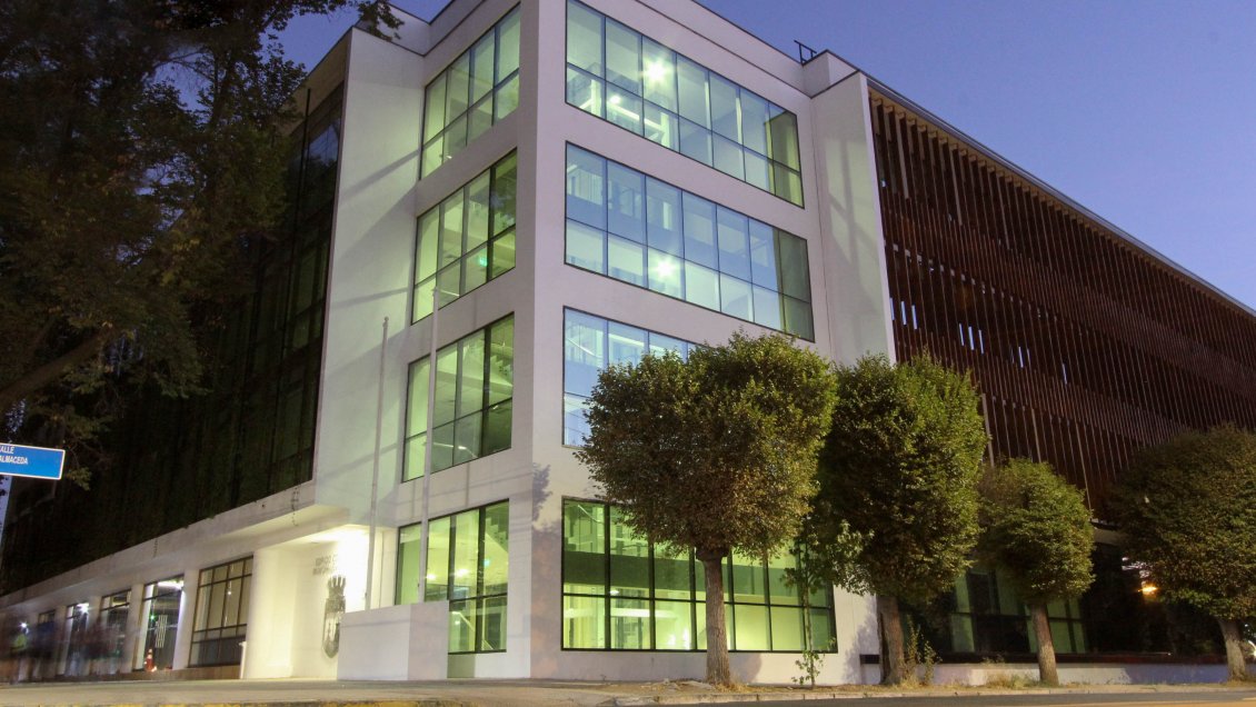 Casos de Covid-19 obligan el cierre de dos departamentos en el municipio de Rengo