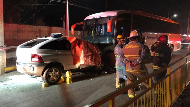 Dos personas fallecidas tras choque frontal en Alto Hospicio