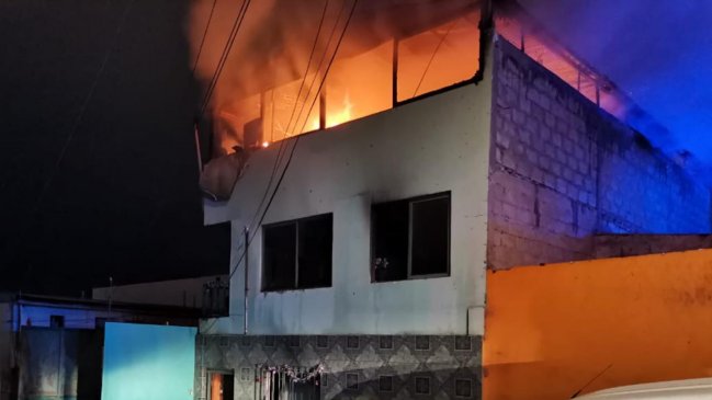 Incendio dejó 13 personas damnificadas en Antofagasta