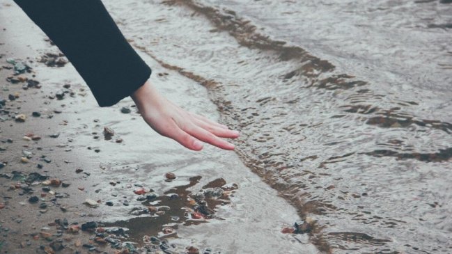 Joven murió ahogado tras rescatar a su polola en una cascada de Aysén