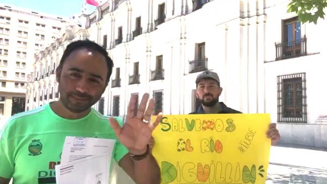 Concejal viajó 450 km en bicicleta con carta para Piñera: Al llegar a La Moneda, no estaba