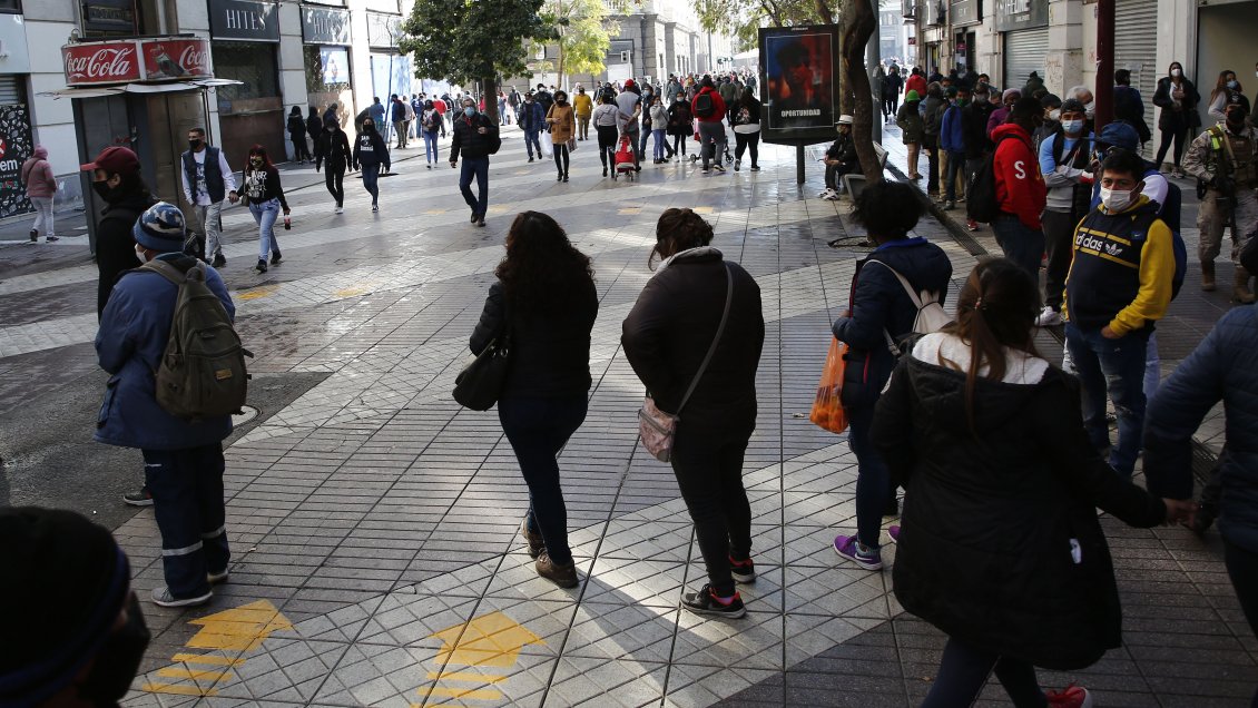 Informe epidemiológico: Región Metropolitana tiene la mayor cantidad de casos activos a nivel nacional