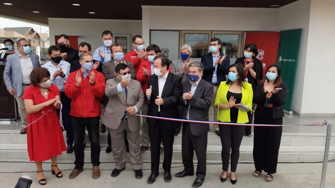 Municipio inauguró Cesfam que beneficiará a cerca de 20 mil familias de Talca