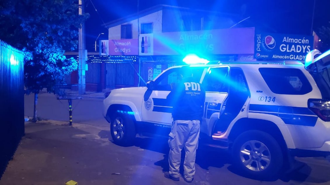 Hombre fue baleado en la puerta de su casa en Rengo: PDI indaga el hecho