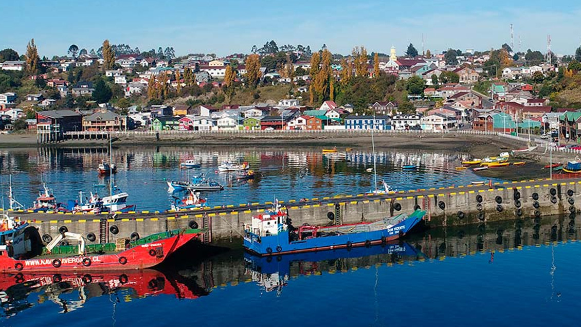 Pese a cuarentena: Comercio de Chonchi reabrió bajo el alero del municipio