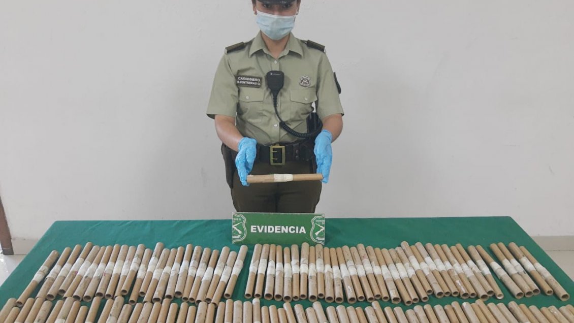 Carabineros de Talca decomisó fuegos artificiales artesanales que se vendían por Facebook