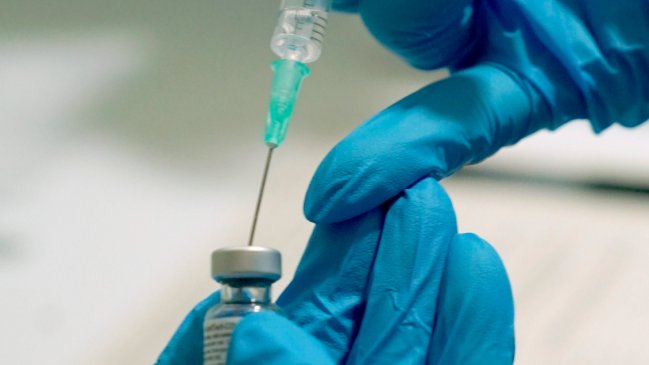 Consejo de expertos de la FDA recomendó aprobar la vacuna de Moderna