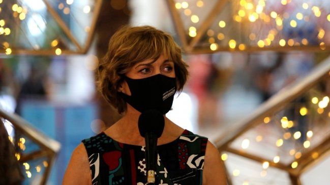 Matthei y aglomeraciones en Costanera Center: No entiendo cómo no nos sabemos cuidar