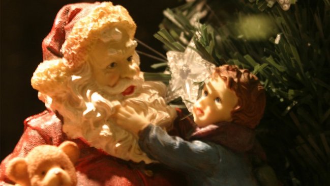 Gobierno lleva regalos a niños que pasarán la Navidad en residencias sanitarias