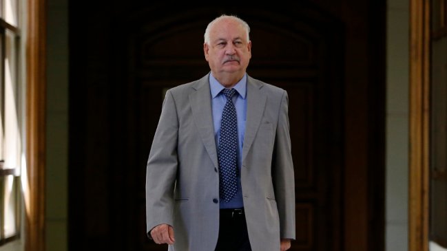 Ratifican a Guillermo Teillier como presidente del PC y se mantiene en el cargo tras 15 años