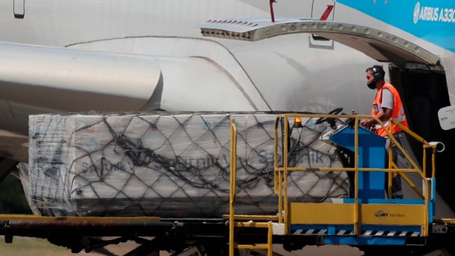 Aerolíneas piden normalizar el tráfico para agilizar la entrega de vacunas en el mundo