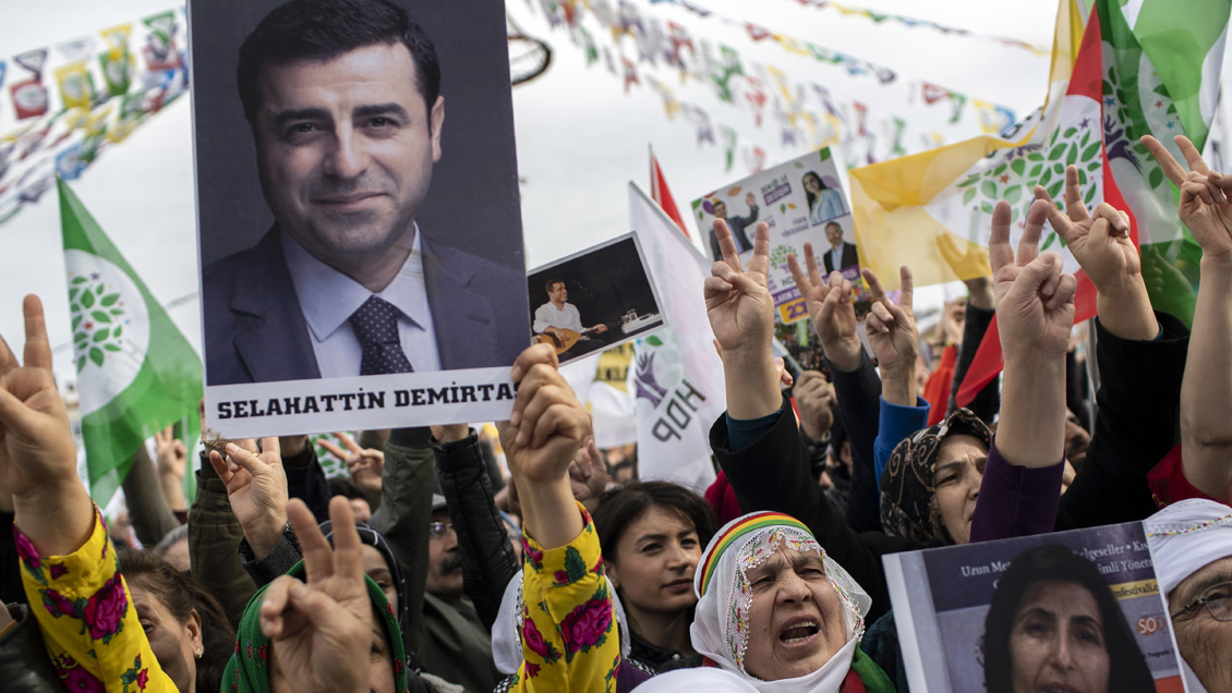 Turquía mantiene preso a un líder político, pese a veredicto del Tribunal Europeo de DDHH