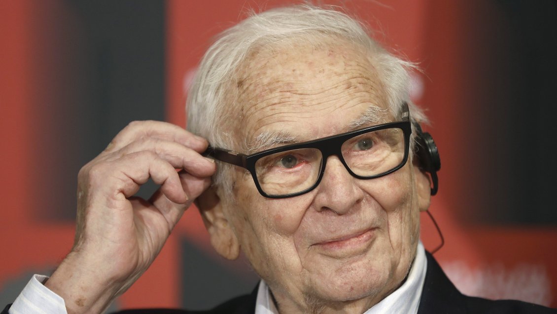 El diseñador Pierre Cardin murió a los 98 años en Francia